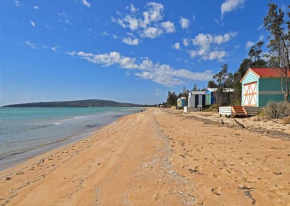 Sea N Candy 100 meters to the beach Dromana